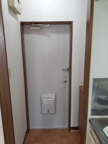 スペランツァ壱番館の玄関