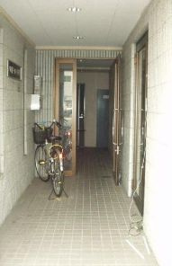 【エントランス】 | パレドール・タケダ | 落ち着いたエントランスです