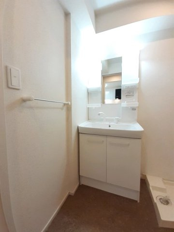 コッティ・ノイの洗面所