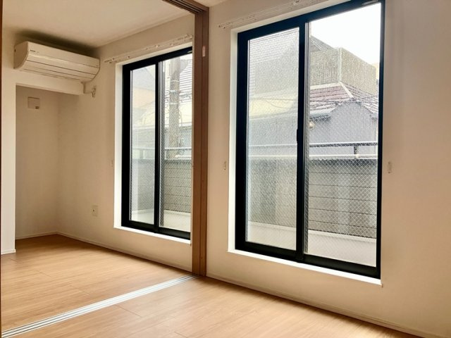 根津戸建の寝室