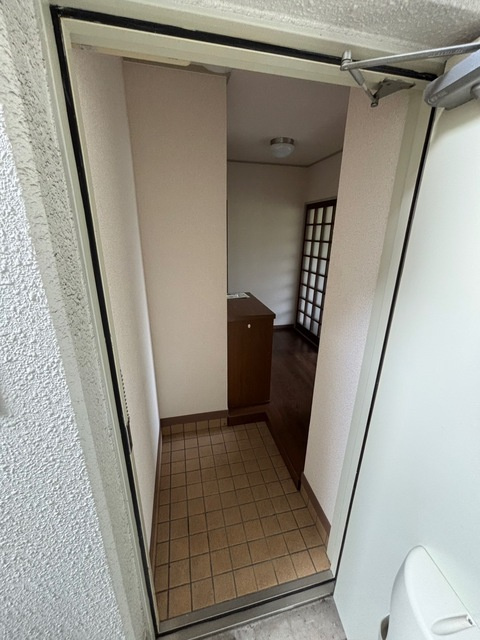 メゾン・ド・プチの玄関