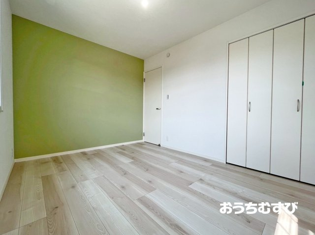 春日井市坂下町の洋室