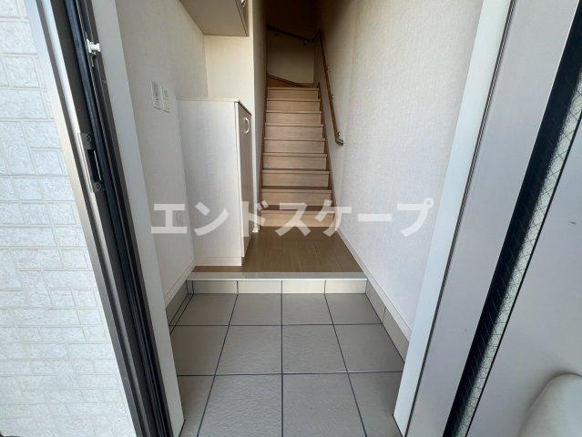 フェリスの玄関|高崎、前橋のお部屋探しはエンドスケープまで！お客様の理想お聞かせ下さい♪