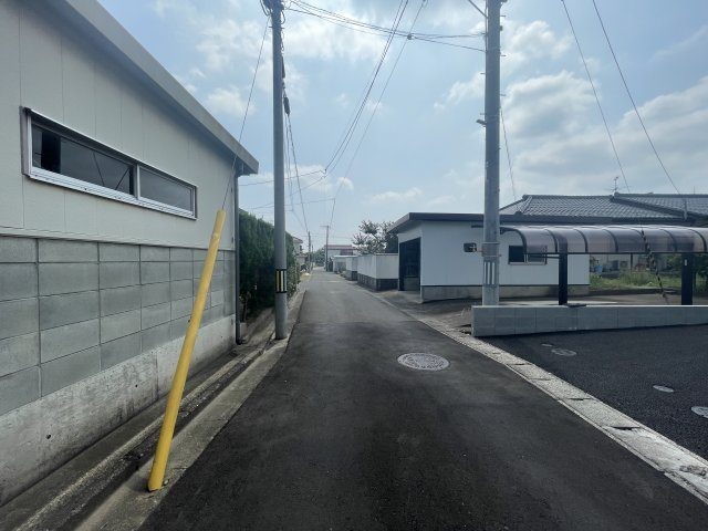新築戸建・建売　伊達郡桑折町字北町　CRADLE GARDEN　全3棟の前面道路含む現地写真