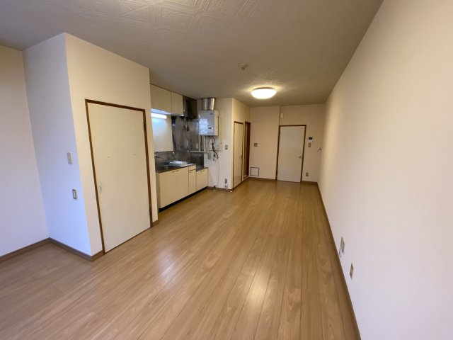 アバンセ16の居間・リビング