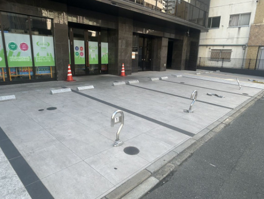 エスリードグランビューロー博多駅前の駐車場