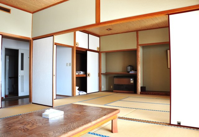 志摩市阿児町神明　オーシャンビュー　保養所の和室