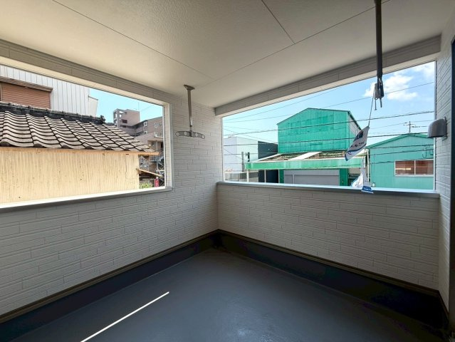 若松町のバルコニー