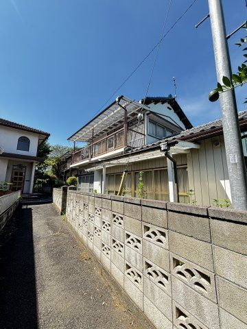 【中古戸建】高崎市倉賀野町の外観|■現地写真
現地を見学する際はご気軽にお問い合わせください♪
「027-386-8693」