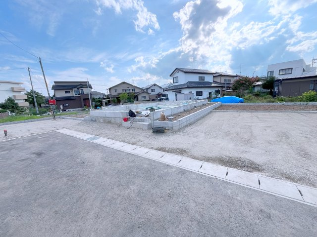 新築戸建・建売　郡山市富田町第19　CRADLE GARDEN　全8棟の前面道路含む現地写真