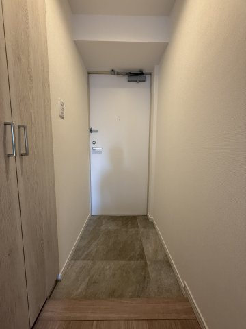 ドゥーエ妙典の玄関