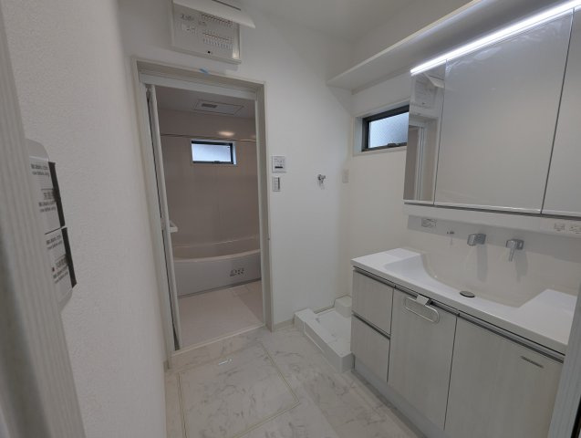 認定長期優良住宅！パークライフ神崎町の独立洗面台|タカラスタンダード　洗面台　オフェリア