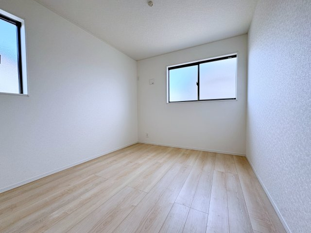 新築戸建・建売　郡山市富田町第19　CRADLE GARDEN　全8棟の洋室