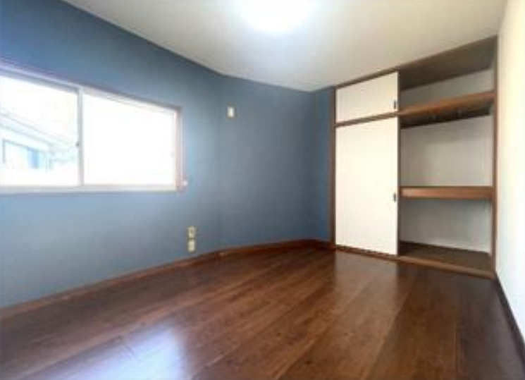 堺市中区深井北町　リフォーム済み中古戸建の洋室