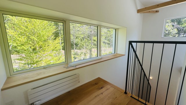 西軽井沢 追分エリア 断熱に優れた築浅中古戸建のその他|2F踊り場