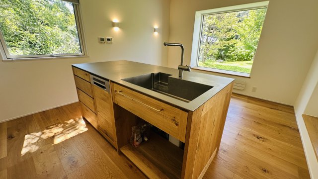 西軽井沢 追分エリア 断熱に優れた築浅中古戸建のキッチン|食洗器あり