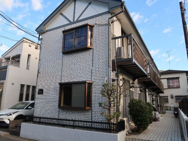 ローズアパートQ16番館の外観