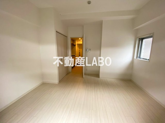 セオリー大阪ベイシティの寝室