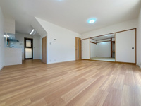 【居間・リビング】 | 古賀市舞の里１丁目 中古戸建☆仲介手数料無料☆