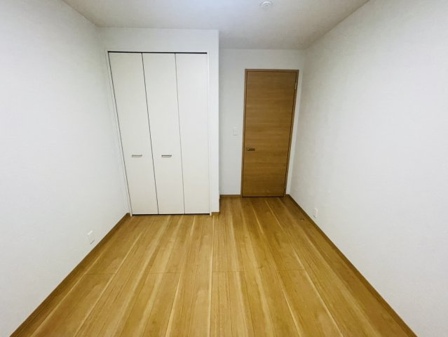 【洋室】 | 笠間市鯉淵　積水ハイム施工　オール電化中古戸建