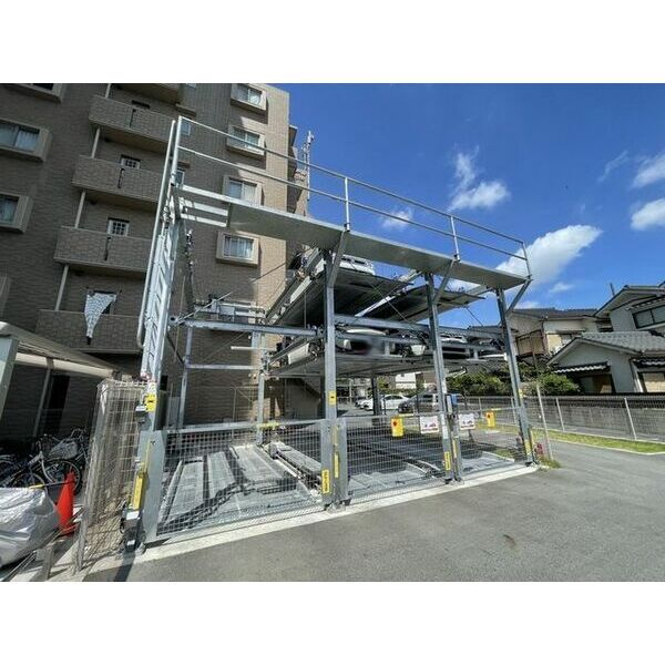 STUDIO KANAREBASHI　名古屋市賃貸　仲介手数料無料の駐車場