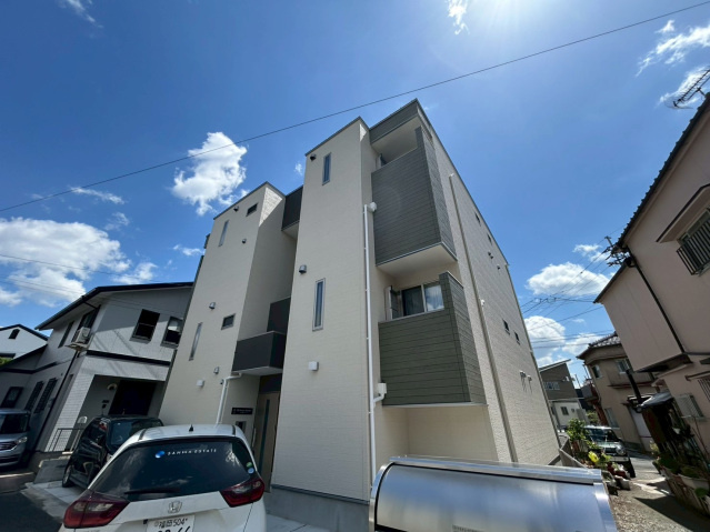 クラヴィエ東久留米 A棟の駐車場|駐車スペースもあります☆