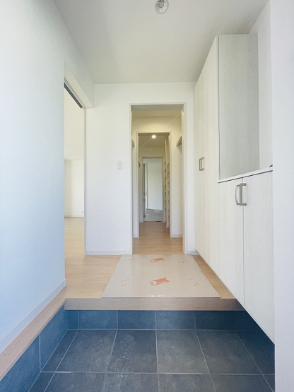 【玄関】 | 福岡県糟屋郡宇美町桜原１丁目　戸建て