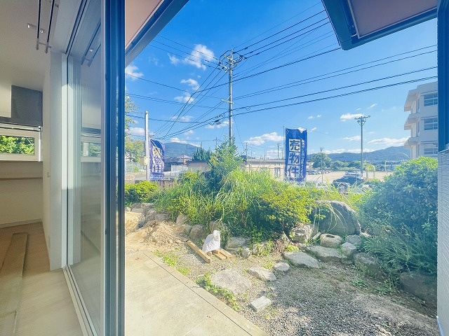 【庭】 | 福岡県糟屋郡宇美町桜原１丁目　戸建て