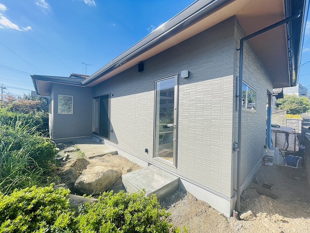 【庭】 | 福岡県糟屋郡宇美町桜原１丁目　戸建て