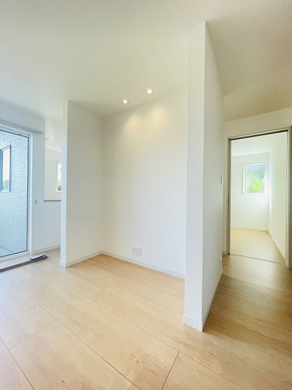 【居間・リビング】 | 福岡県糟屋郡宇美町桜原１丁目　戸建て