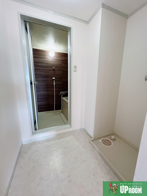 サンハイツ今枝の玄関