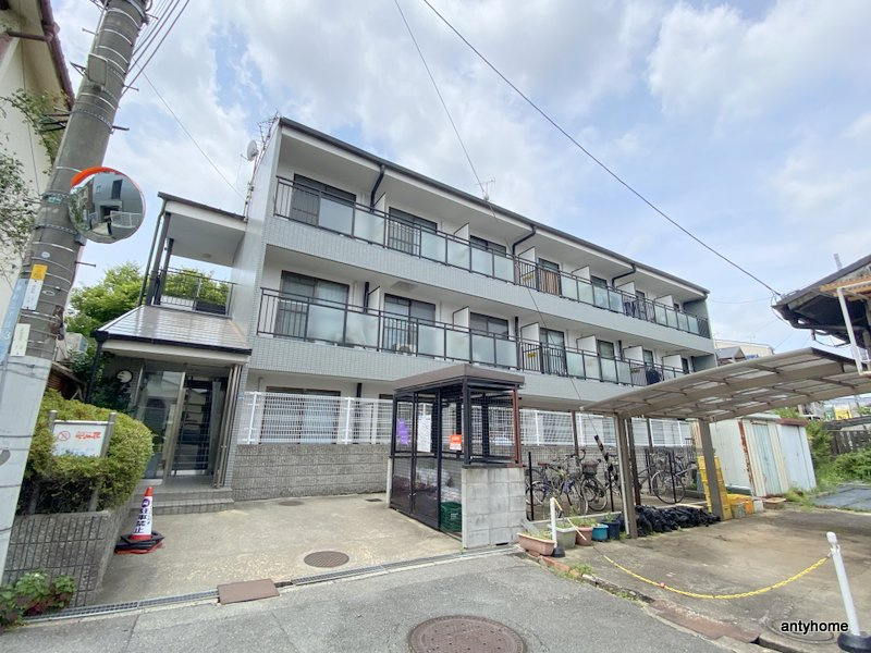 コスモハイツ　仲介手数料無料