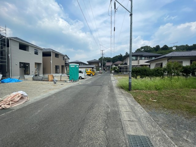 新築戸建・建売　二本松市竹田二丁目　CRADLE GARDEN　全5棟の前面道路含む現地写真