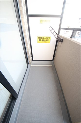 【バルコニー】 | クレール谷町