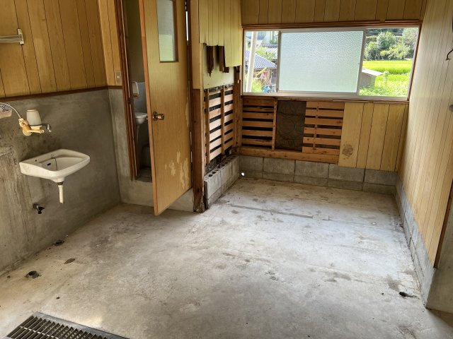美咲町西川店舗付き中古住宅　3DKのその他|旧店舗