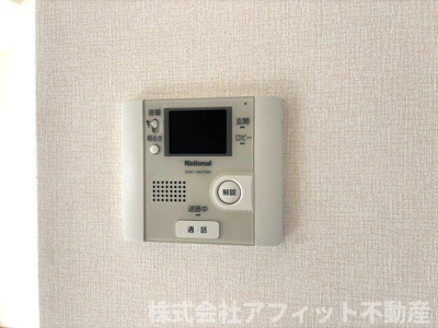 【セキュリティ】 | ファミーユスクエアー B棟 | TV付インターホン※イメージです