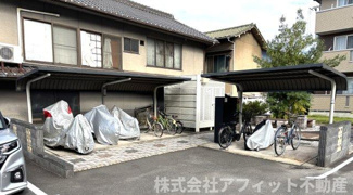 【その他】 | ファミーユスクエアー B棟 | 屋根付き駐輪場