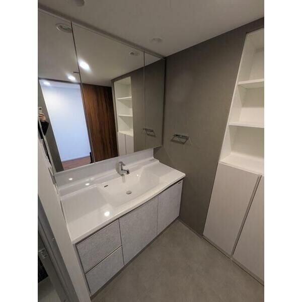 ヴェリテ金剛ルネクロスサイトの設備