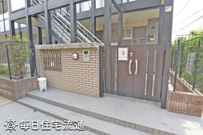 【エントランス】 | エクセル岡本