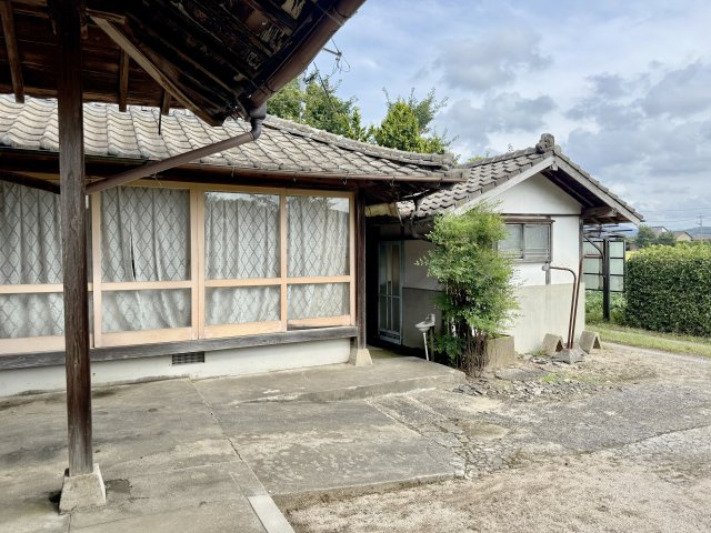 斐川町中洲　戸建ての外観