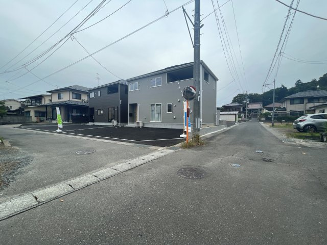 新築戸建・建売　二本松市竹田二丁目　CRADLE GARDEN　全5棟の前面道路含む現地写真