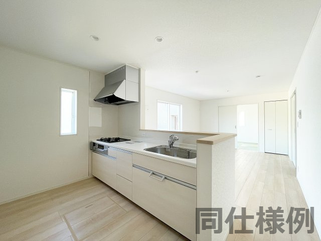 新築戸建・建売　二本松市竹田二丁目　CRADLE GARDEN　全5棟のキッチン|同仕様