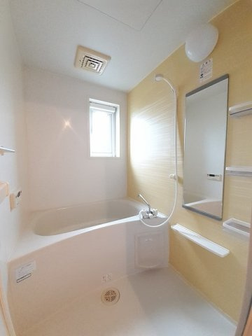 ワンネスサピーＡの浴室