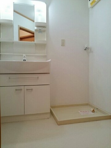 イターナルリヴァサイドハウスＢの洗面所