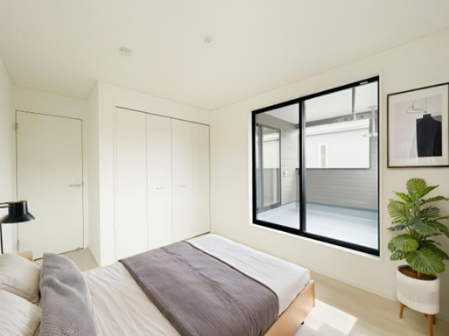 新築戸建・建売　二本松市竹田二丁目　CRADLE GARDEN　全5棟の洋室|写真はホームステージングにて作成しており、実際に家具は付いてきません。