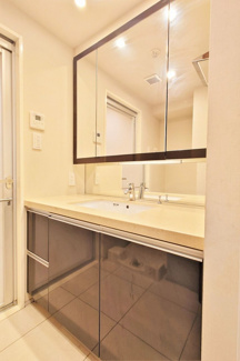 【独立洗面台】 | オープンレジデンシア代々木ザ・ハウス