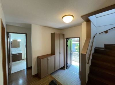 【玄関】 | 福岡県春日市紅葉ヶ丘西7丁目