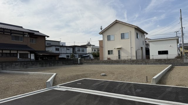 新屋敷エコタウンの外観