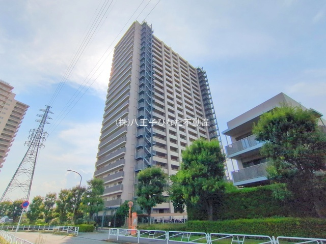 祝　成約済み　ローレルスクエア南大沢　6番館 　八王子市　中古マンションの外観|～仲介手数料無料☆八王子ひなた不動産～ローレルスクエア南大沢6番館 