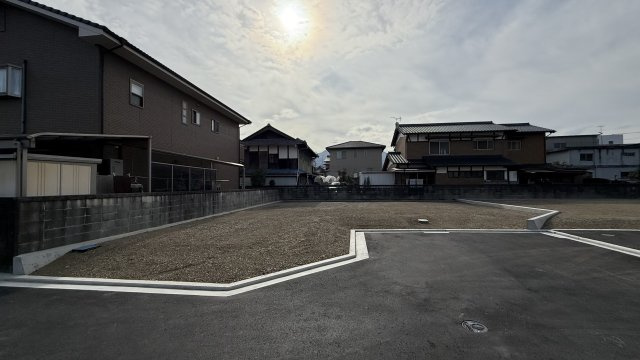 新屋敷エコタウンの外観